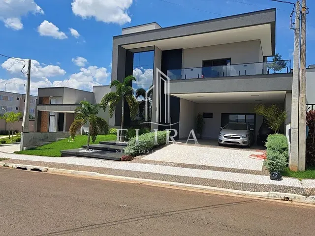 Casa com 450m² 3 quartos e 4 banheiros, à venda, no bairro Chácara Letônia em Americana