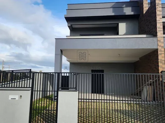 Casa 3 quartos e 4 banheiros, à venda, no bairro Vargem Grande em Florianópolis