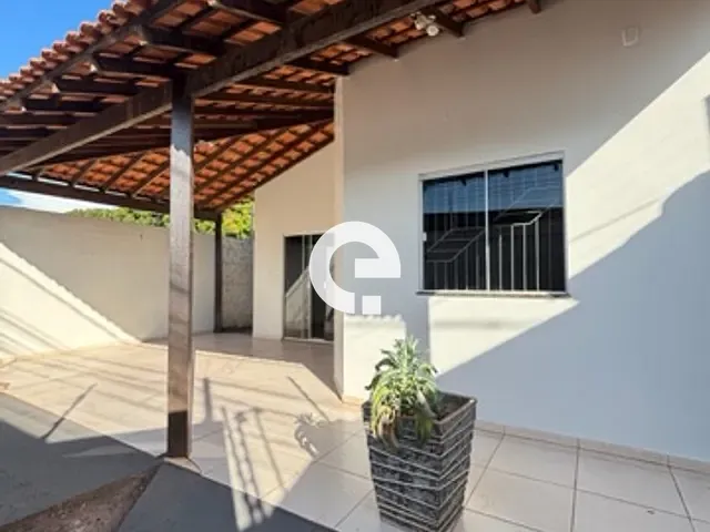 Casa com 100m² 3 quartos e 2 banheiros, à venda ou para alugar, no bairro Aeroporto Velho  em Santarém