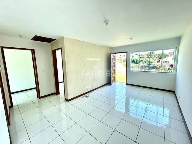 Casa 2 quartos e 1 banheiro, para alugar, no bairro Jardim das Palmas em Campo Largo