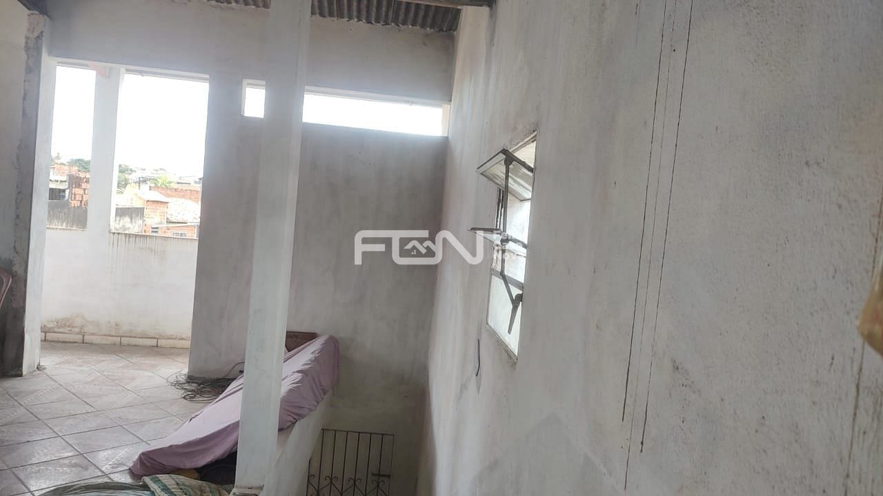 Casa à venda com 3 quartos, 285m² - Foto 6