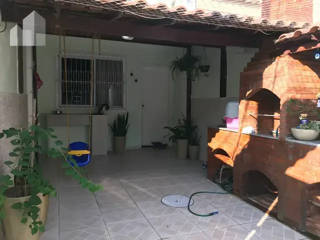 Casa com 75m² 2 quartos e 2 banheiros, à venda, no bairro Kennedy em Nova Iguaçu