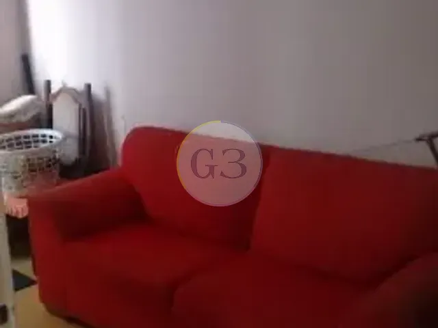 Casa 2 quartos e 2 banheiros, à venda, no bairro Centro em Pelotas