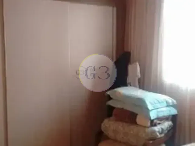 Casa 2 quartos e 2 banheiros, à venda, no bairro Centro em Pelotas