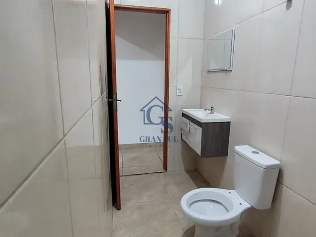 Casa com 125m² 1 quarto e 1 banheiro, para alugar, no bairro Jardim Shangrilá (Zona Sul) em São Paulo