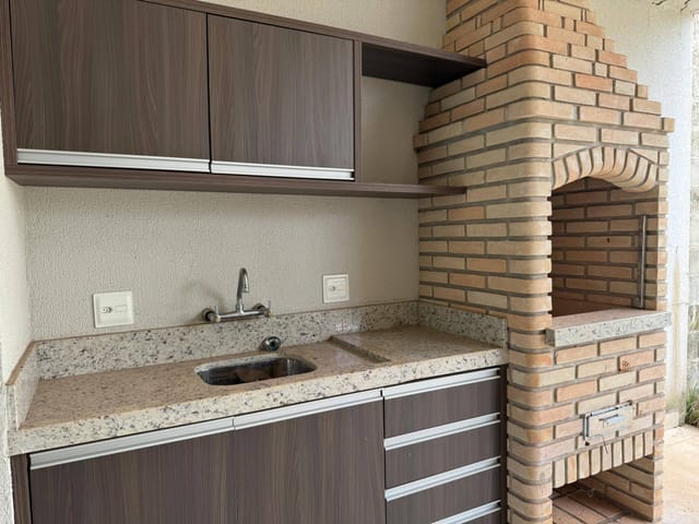 Casa com 142m² 3 quartos e 2 banheiros, à venda, no bairro Terra Bonita em Londrina