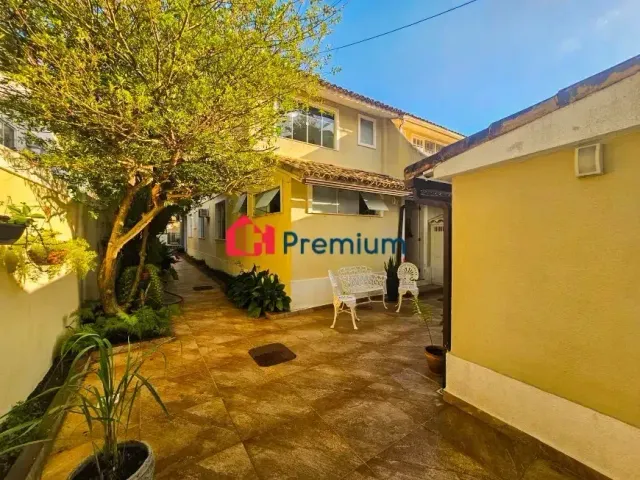 Casa 4 quartos e 5 banheiros, à venda, no bairro Recreio dos Bandeirantes em Rio de Janeiro