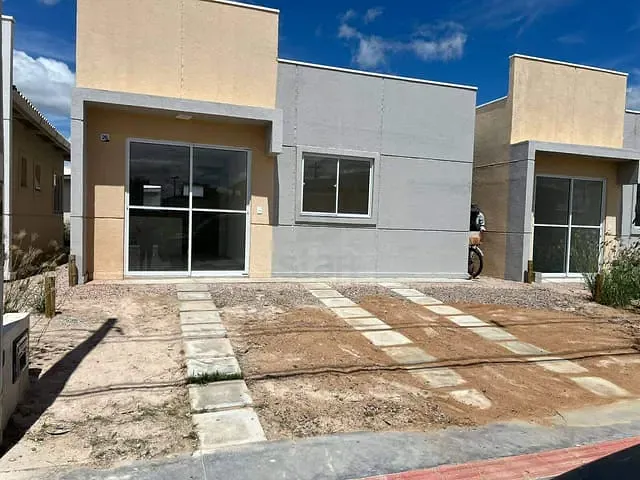 Casa 2 quartos e 1 banheiro, para alugar, no bairro Dernival Oliveira em Paulo Afonso