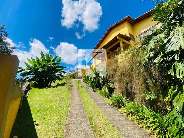 Casa com 3402m² 4 quartos e 4 banheiros, à venda, no bairro Albuquerque em Teresópolis
