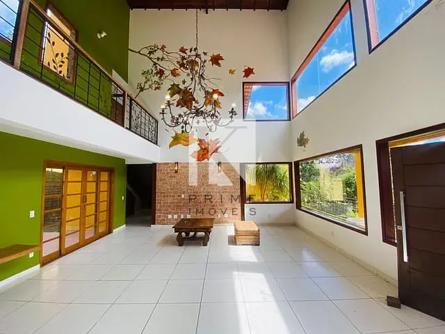 Casa com 3402m² 4 quartos e 4 banheiros, à venda, no bairro Albuquerque em Teresópolis