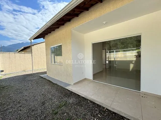 Casa com 143m² 2 quartos e 1 banheiro, à venda, no bairro Cutia em Guapimirim