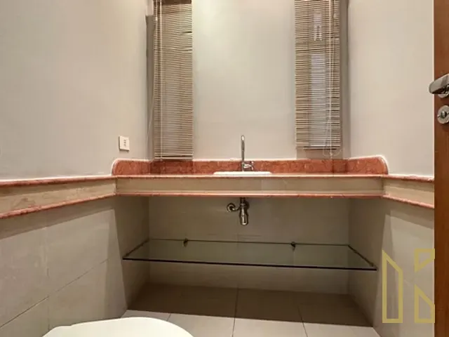 Casa 4 quartos e 5 banheiros, para alugar, no bairro Parque Residencial Alcântara em Londrina