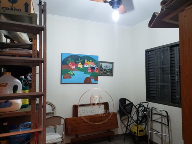 Casa com 300m² 3 quartos e 4 banheiros, à venda, no bairro Centro em Araraquara