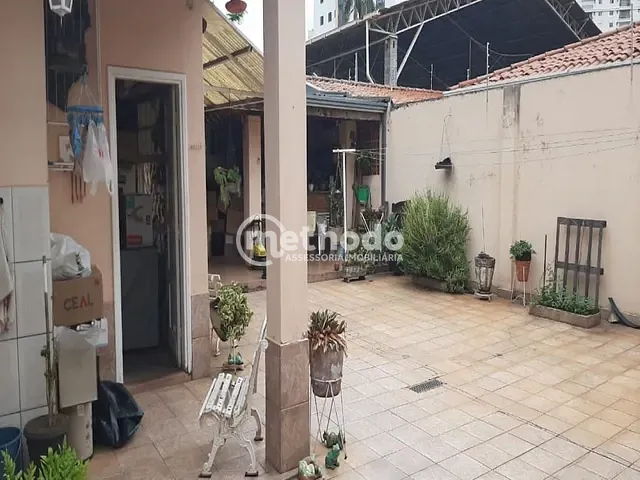 Casa com 338m² 4 quartos e 3 banheiros, à venda, no bairro Vila Itapura em Campinas