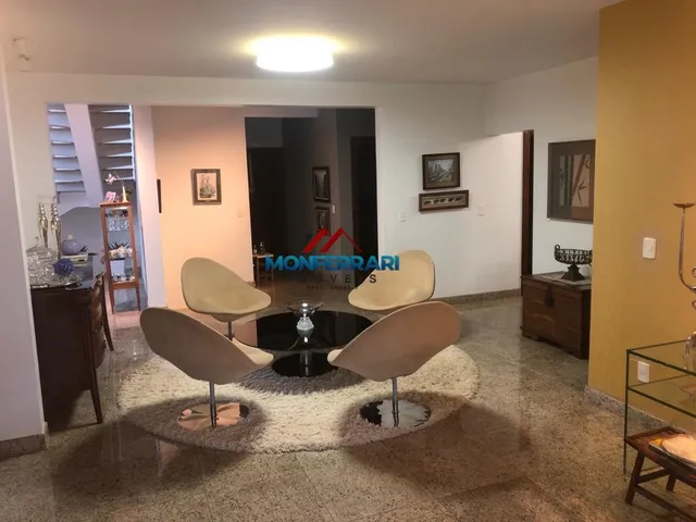 Casa com 868m² 4 quartos e 6 banheiros, à venda, no bairro Jardins Viena em Aparecida De Goiânia