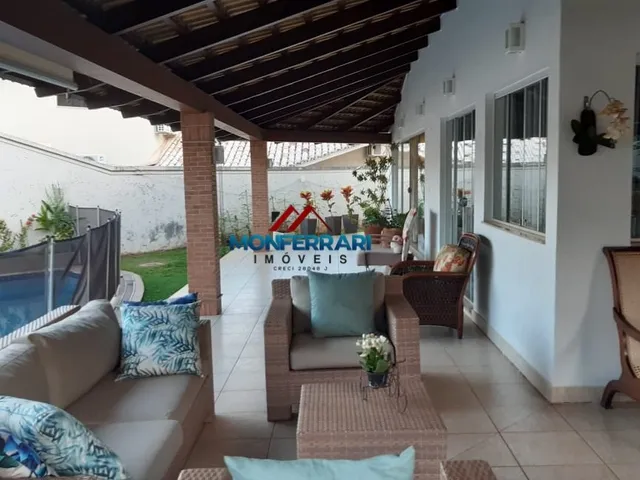 Casa com 868m² 4 quartos e 6 banheiros, à venda, no bairro Jardins Viena em Aparecida De Goiânia