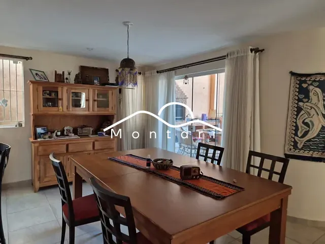 Casa 4 quartos e 4 banheiros, à venda, no bairro Montese em Resende
