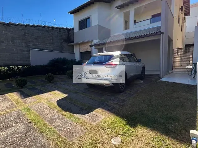 Casa com 309m² 3 quartos e 4 banheiros, à venda, no bairro Operária em Londrina