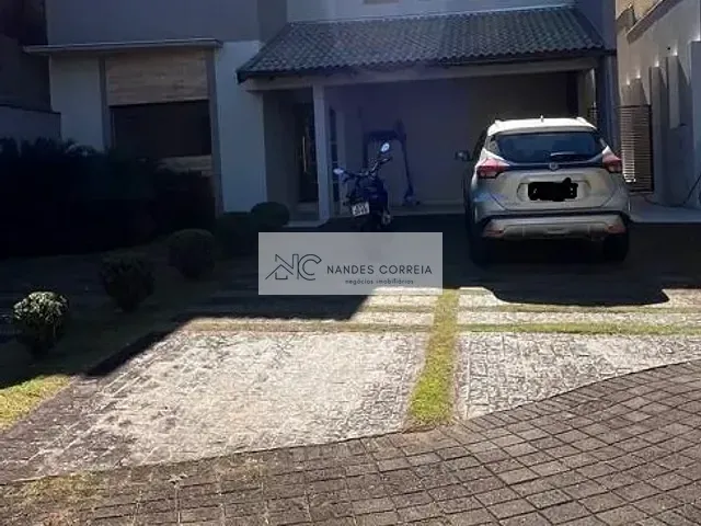 Casa com 309m² 3 quartos e 4 banheiros, à venda, no bairro Operária em Londrina