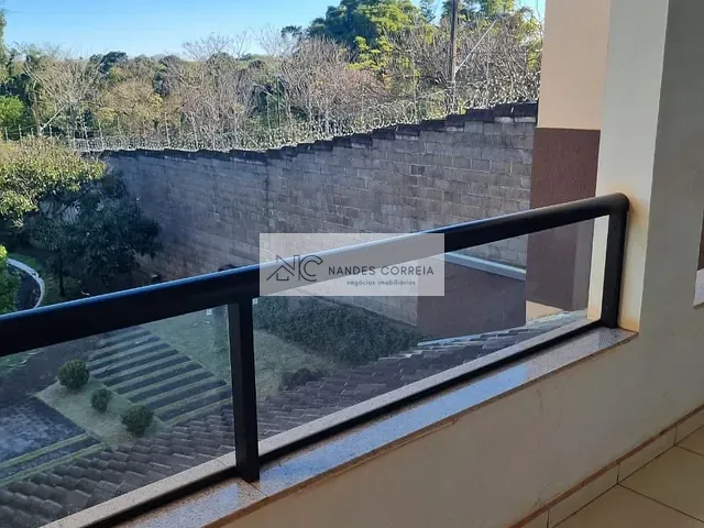 Casa com 309m² 3 quartos e 4 banheiros, à venda, no bairro Operária em Londrina