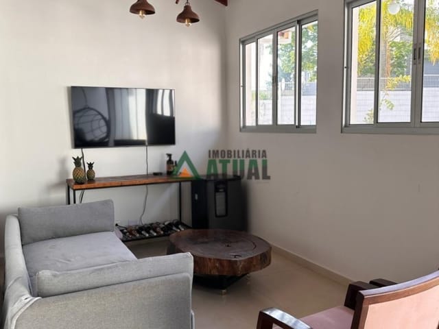 Casa com 665m² 4 quartos e 5 banheiros, à venda, no bairro Vivendas do Arvoredo em Londrina