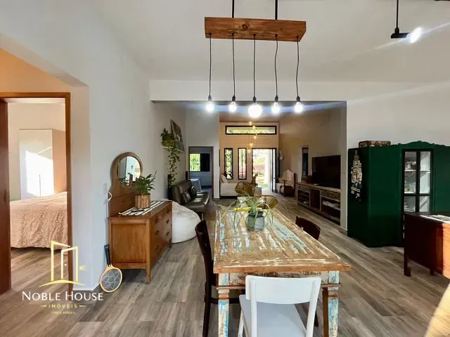 Casa 3 quartos e 5 banheiros, à venda, no bairro Caixa D´Água em Vinhedo