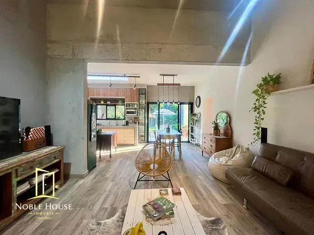 Casa 3 quartos e 5 banheiros, à venda, no bairro Caixa D´Água em Vinhedo