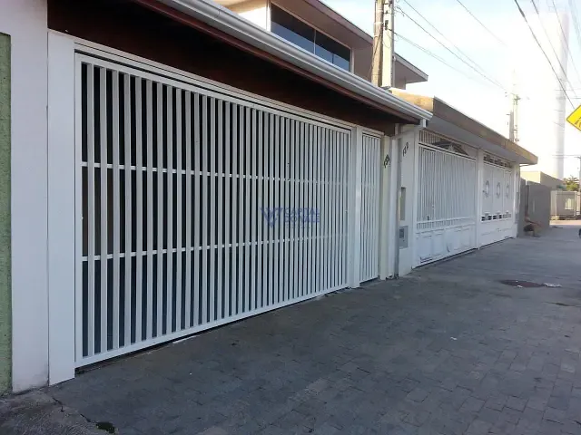 Casa com 125m² 2 quartos e 2 banheiros, à venda, no bairro Jardim das Indústrias em São José dos Campos