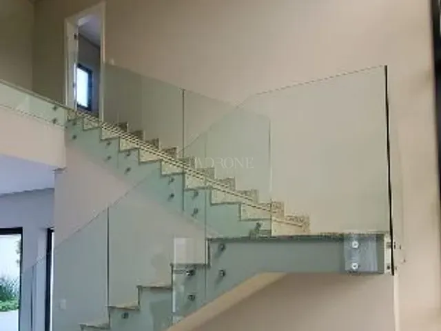 Casa 4 quartos e 5 banheiros, à venda, no bairro Barra em Balneário Camboriú