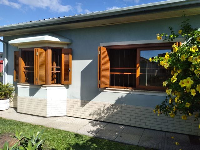 Casa com 164m² 2 quartos e 2 banheiros, à venda, no bairro Alvorada em Guaíba