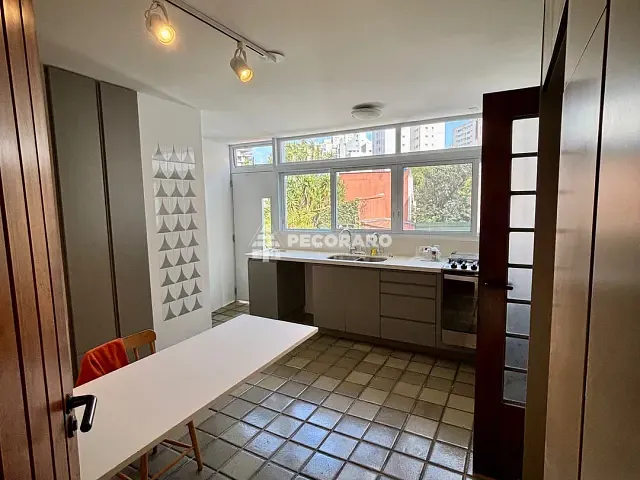 Casa 4 quartos e 5 banheiros, para alugar, no bairro Sumarezinho em São Paulo