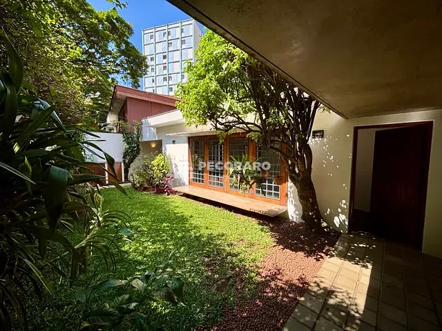 Casa 4 quartos e 5 banheiros, para alugar, no bairro Sumarezinho em São Paulo