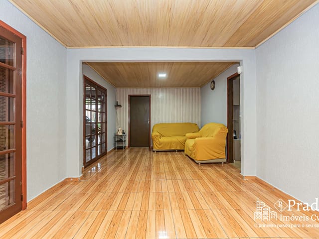 Casa com 500m² 3 quartos e 2 banheiros, à venda, no bairro Borda do Campo em São José dos Pinhais
