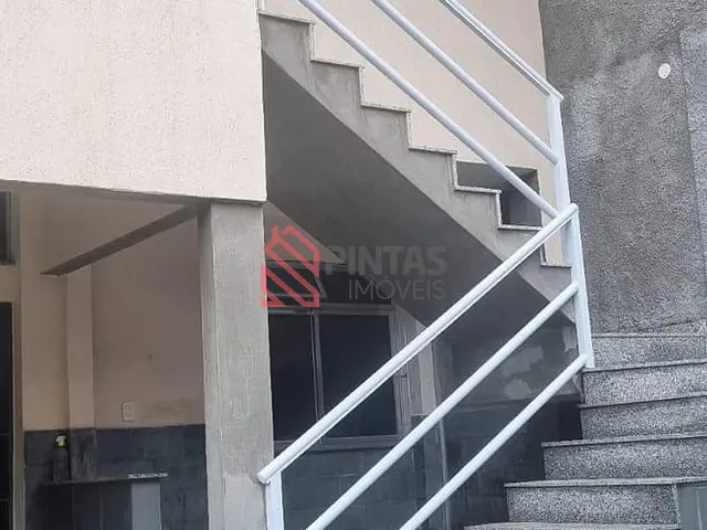 Casa 6 quartos e 2 banheiros, à venda, no bairro Santa Bárbara em Niterói