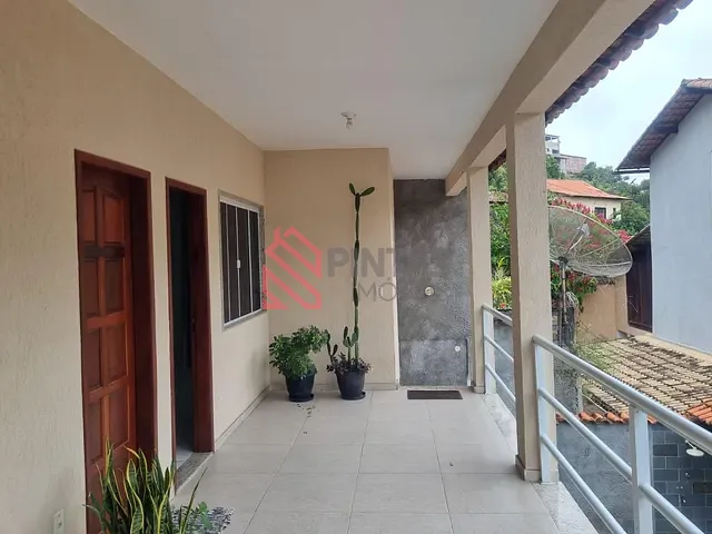 Casa 6 quartos e 2 banheiros, à venda, no bairro Santa Bárbara em Niterói