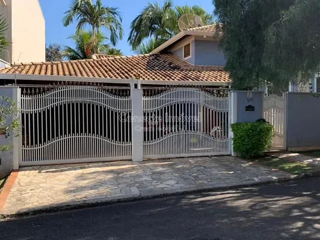 Casa com 690m² 3 quartos e 5 banheiros, à venda, no bairro Estância das Flores em Jaguariúna