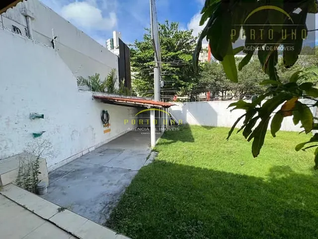 Casa com 864m², à venda, no bairro Caminho das Árvores em Salvador