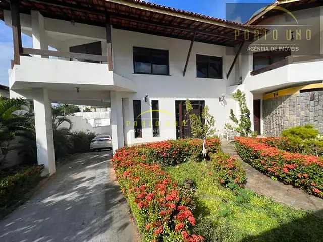 Casa com 864m², à venda, no bairro Caminho das Árvores em Salvador