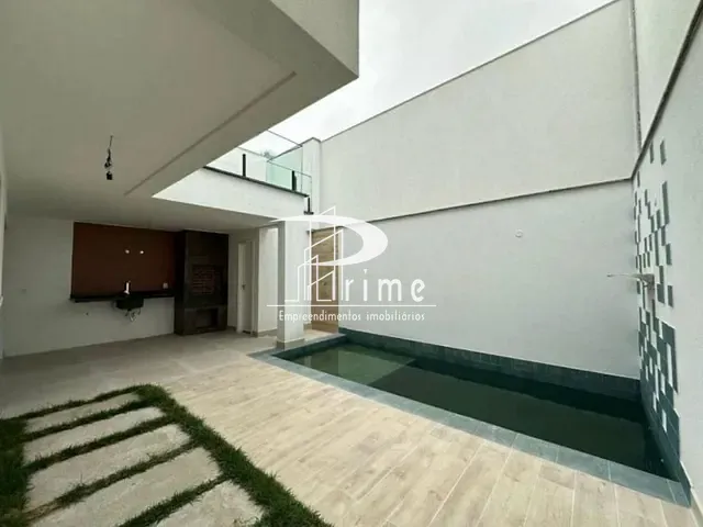Casa com 230m² 3 quartos e 4 banheiros, à venda, no bairro Camboinhas em Niterói