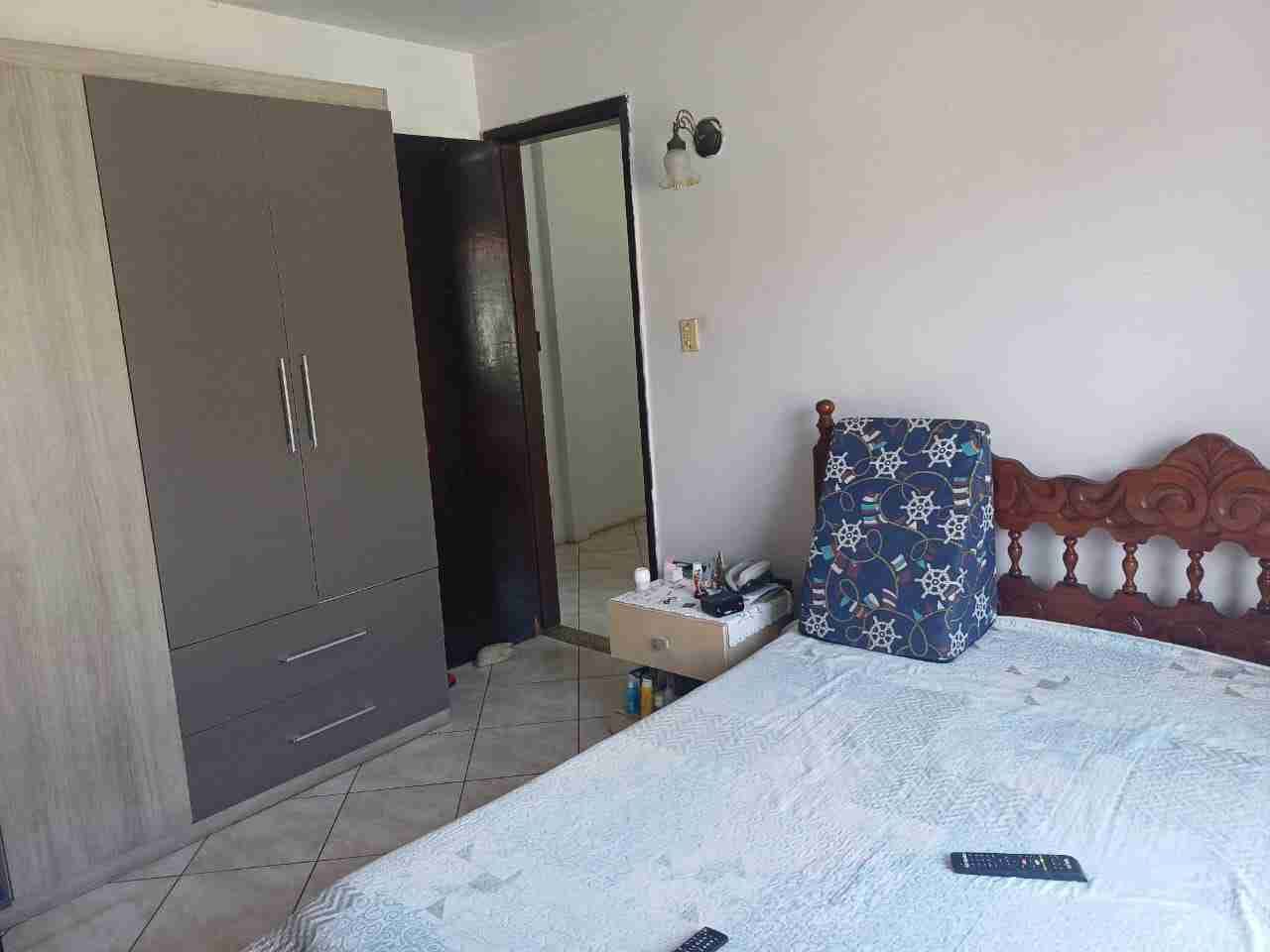 Casa à venda com 3 quartos, 100m² - Foto 17