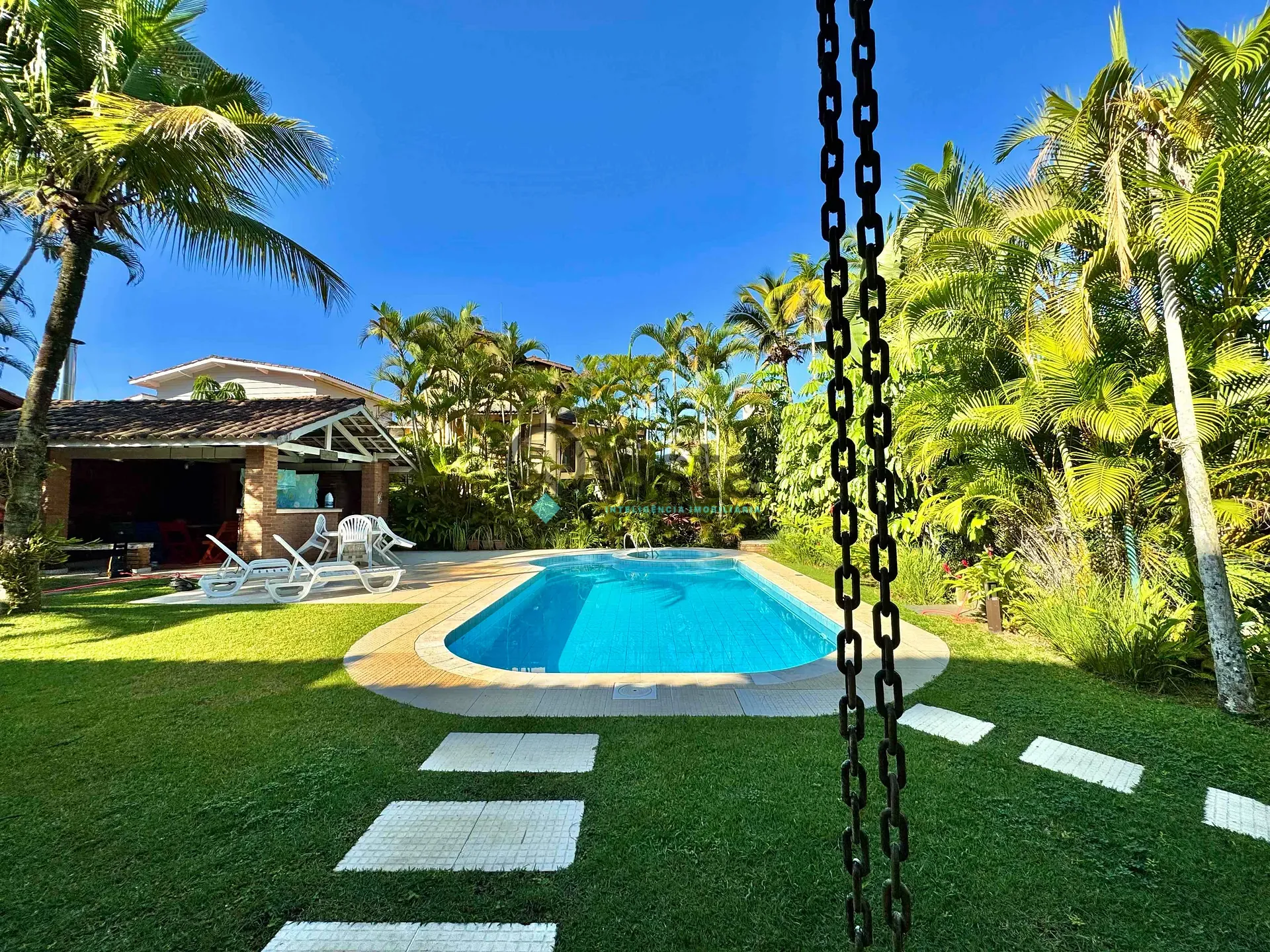 Casa, 5 quartos, 340 m² - Foto 3