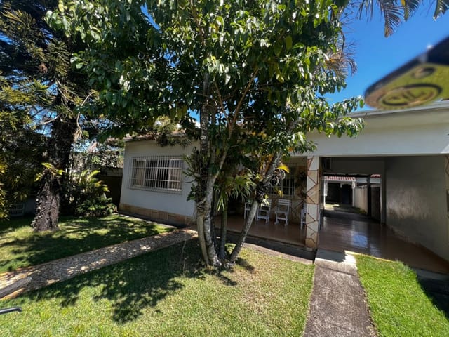 Casa com 348m² 7 quartos e 4 banheiros, à venda, no bairro Balneário Remanso em Rio das Ostras