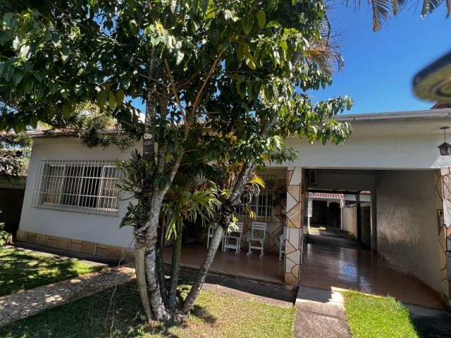 Casa com 348m² 7 quartos e 4 banheiros, à venda, no bairro Balneário Remanso em Rio das Ostras