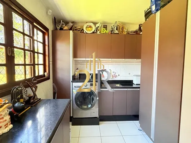 Casa com 886m² 3 quartos e 3 banheiros, à venda, no bairro Fazenda da Ilha em Embu-Guaçu