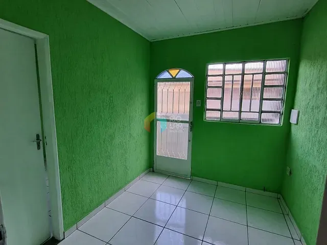 Casa com 300m² 1 quarto e 2 banheiros, à venda, no bairro Paraíso em São Gonçalo