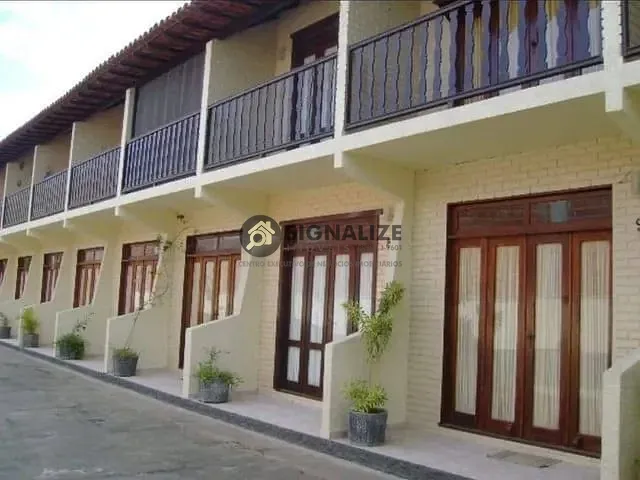 Casa 2 quartos e 2 banheiros, à venda, no bairro Peró em Cabo Frio