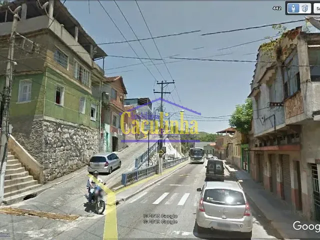 Casa com 1m² 5 quartos e 3 banheiros, à venda, no bairro Centro em Barra do Piraí