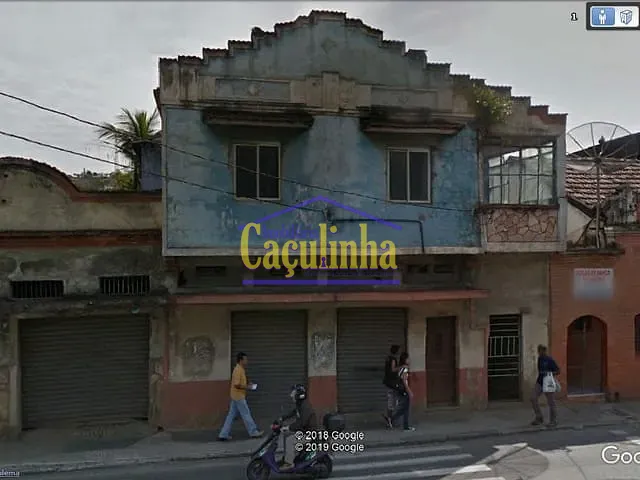 Casa com 1m² 5 quartos e 3 banheiros, à venda, no bairro Centro em Barra do Piraí