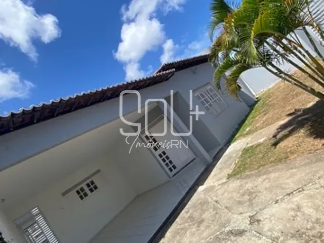 Casa com 450m² 3 quartos e 2 banheiros, à venda, no bairro Nova Parnamirim em Parnamirim