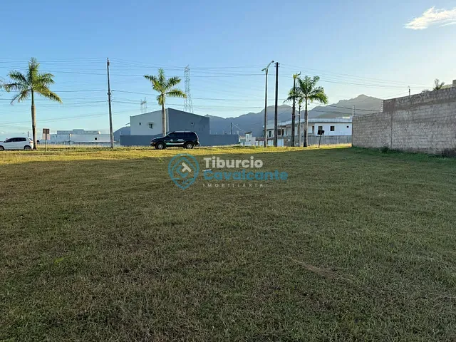 Terreno com 150m², à venda, no bairro Novo Maranguape I em Maranguape